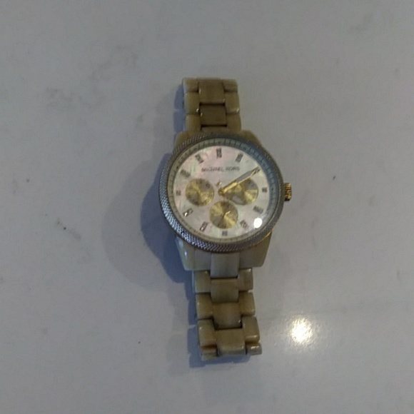 Michael Kors watch - Picture 1 of 1